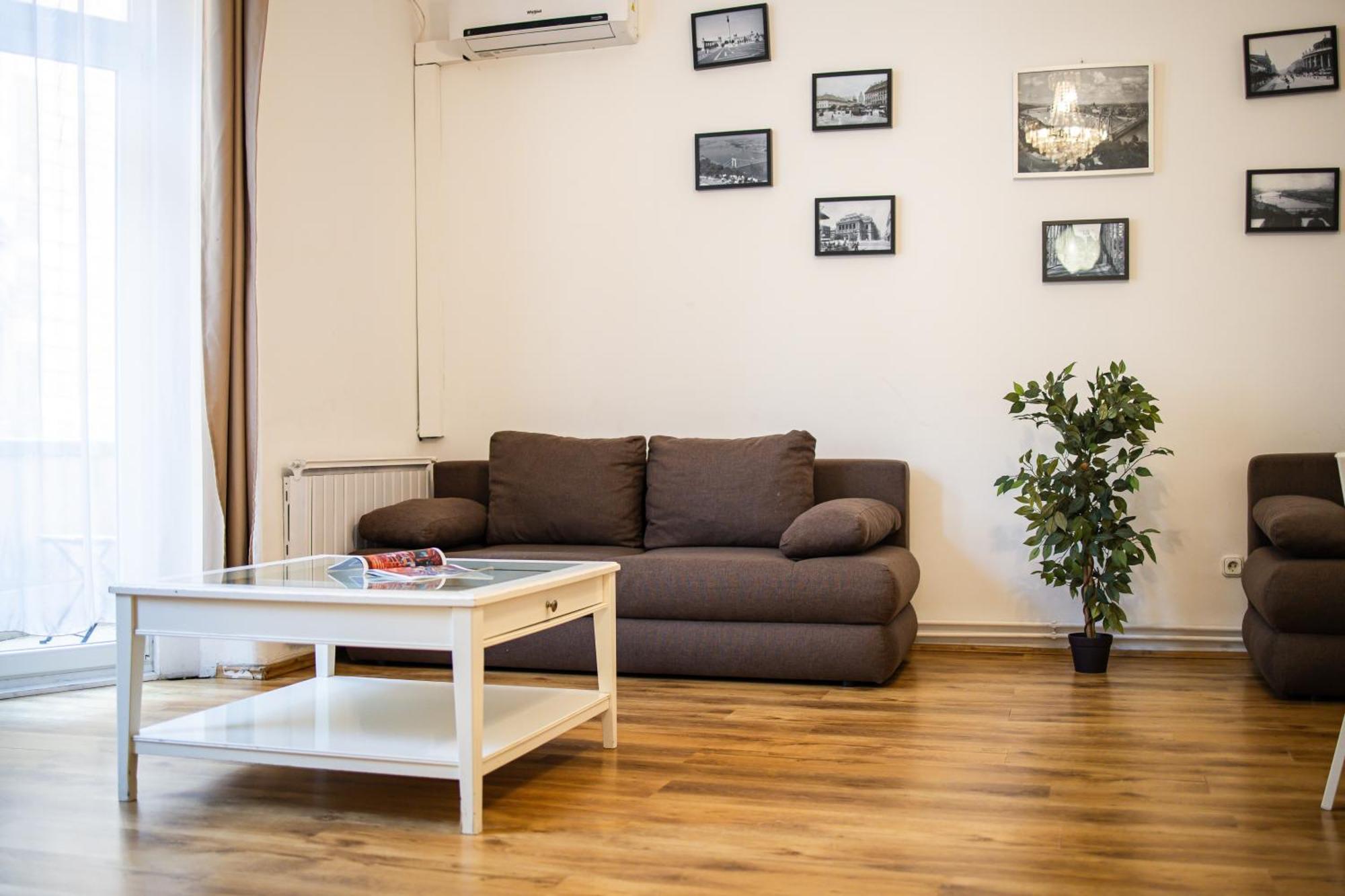 Real Apartments Lovag Budapest Exterior foto